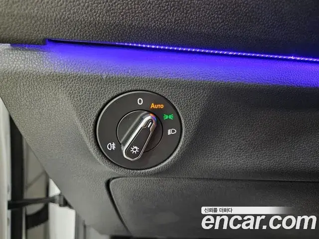 Volkswagen Jetta 2023 — ფოტო 5/20