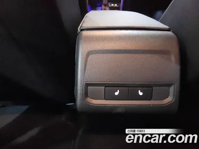 Volkswagen Jetta 2023 — ფოტო 19/20