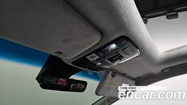 Hyundai Staria 2022 — Фото 15/20
