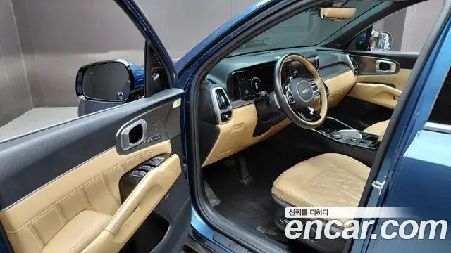 Kia Sorento 2022 — ფოტო 1/32