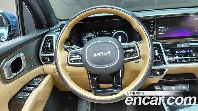 Kia Sorento 2022 — ფოტო 19/32