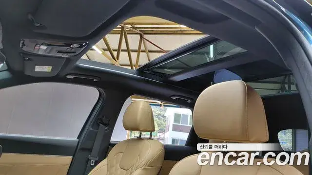 Kia Sorento 2022 — ფოტო 14/32