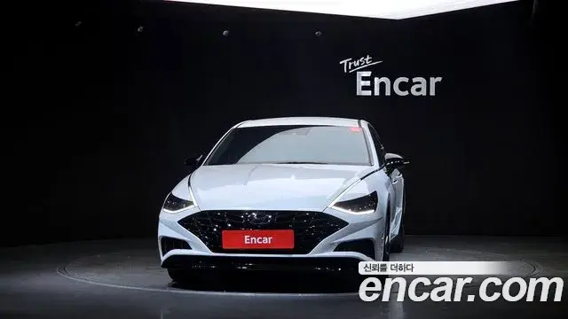 Hyundai Sonata 2021 — Фото 3/20