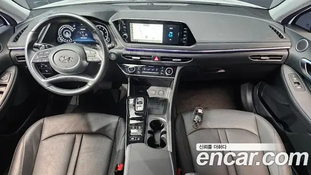 Hyundai Sonata 2021 — Фото 7/20