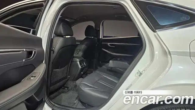 Hyundai Sonata 2021 — Фото 12/20