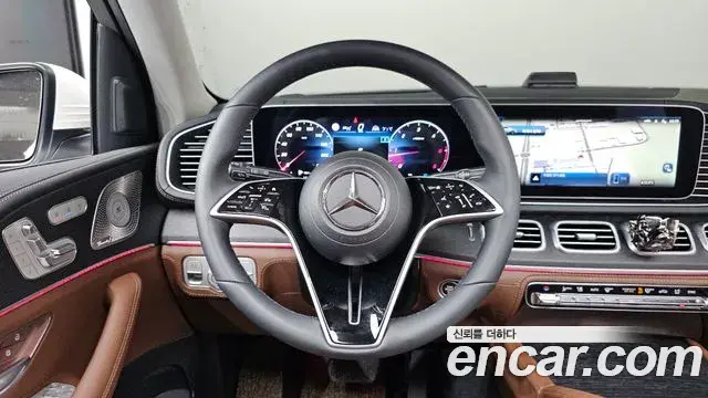 Mercedes-Benz GLE-Class 2024 — ფოტო 17/37