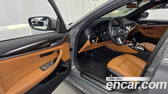 BMW 5 Series 2021 — Фото 10/20