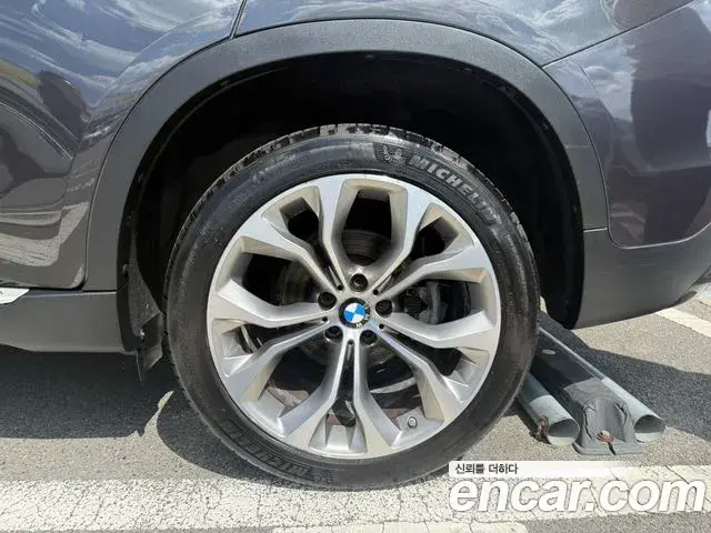 BMW X6 2018 — Фото 18/20