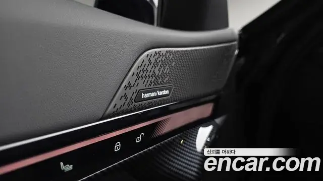 BMW 5 Series 2024 — Фото 17/20