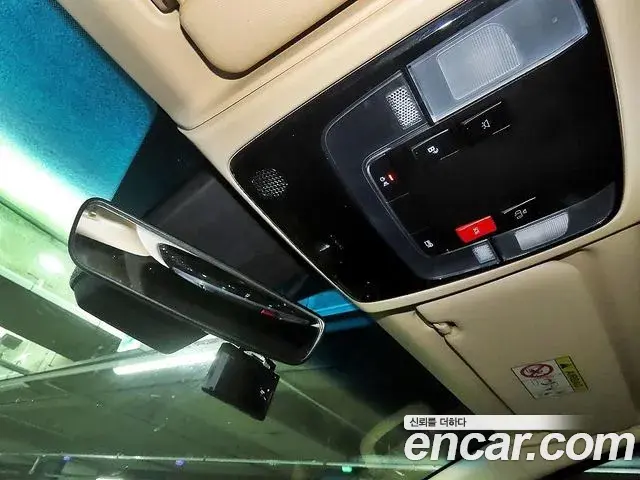Hyundai Staria 2022 — Фото 15/19