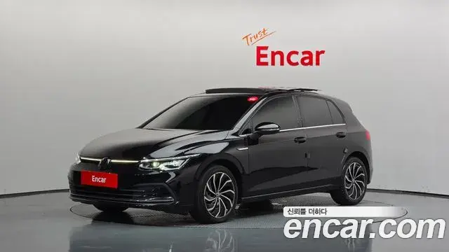 Volkswagen Golf 2023 — Photo 20/20