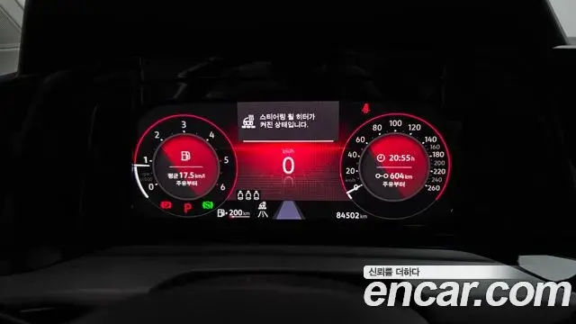 Volkswagen Golf 2023 — Photo 3/20