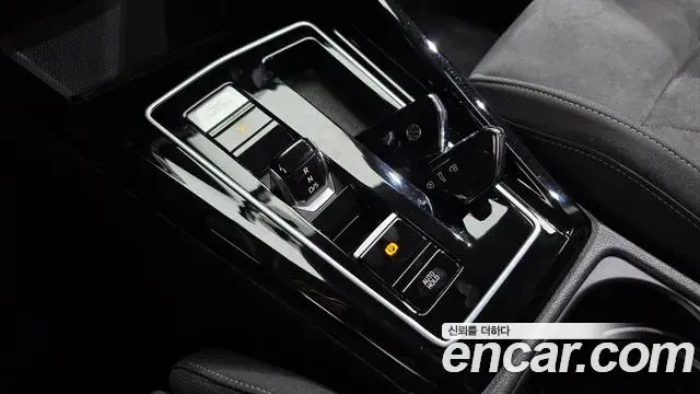 Volkswagen Golf 2023 — Photo 17/20