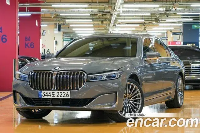 BMW 7 Series 2021 — Фото 1/20