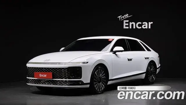 Hyundai Grandeur 2023 — Фото 1/20