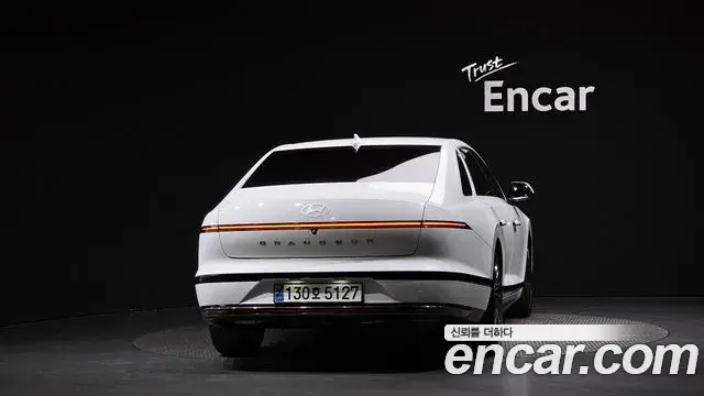 Hyundai Grandeur 2023 — Фото 4/20