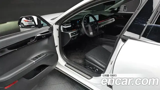 Hyundai Grandeur 2023 — Фото 10/20