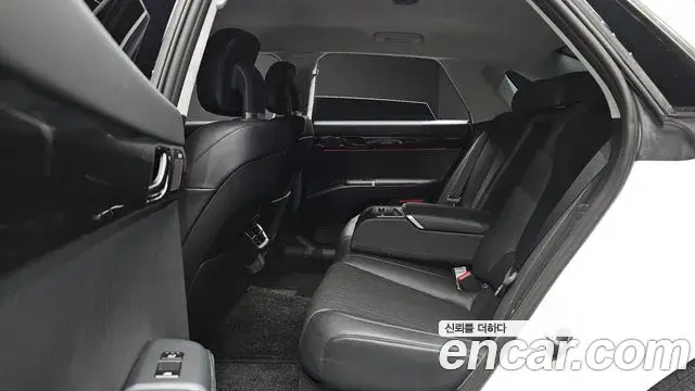 Hyundai Grandeur 2023 — Фото 11/20