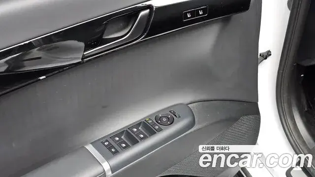 Hyundai Grandeur 2023 — Фото 20/20