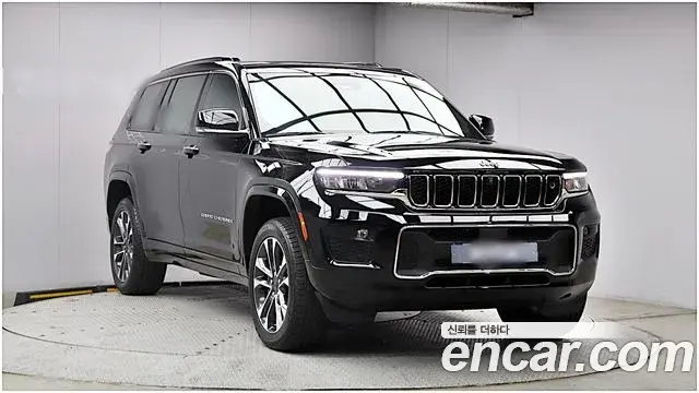 Jeep Grand Cherokee 2023 — Фото 2/20