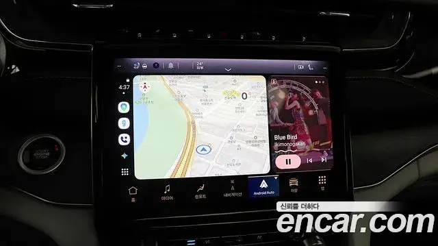 Jeep Grand Cherokee 2023 — Фото 8/20