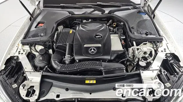Mercedes-Benz E-Class 2018 — Фото 6/20