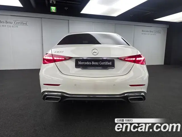 Mercedes-Benz C-Class 2026 — Фото 3/17