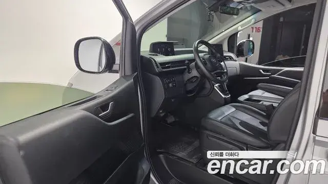 Hyundai Staria 2021 — Şəkil 9/20