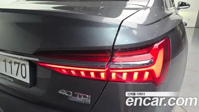 Audi A6 2021 — Photo 18/34