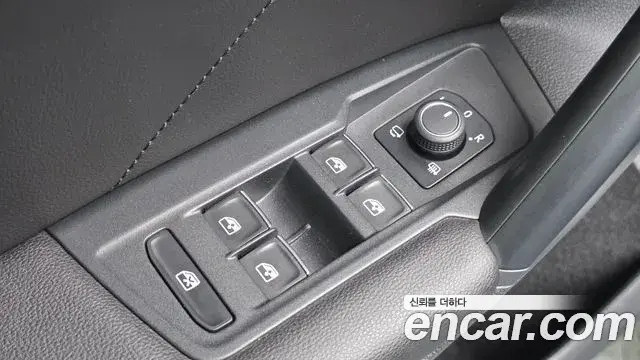 Volkswagen Tiguan 2020 — Фото 14/20