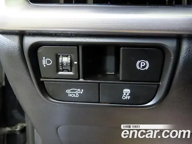 Hyundai Grandeur 2023 — Фото 12/19