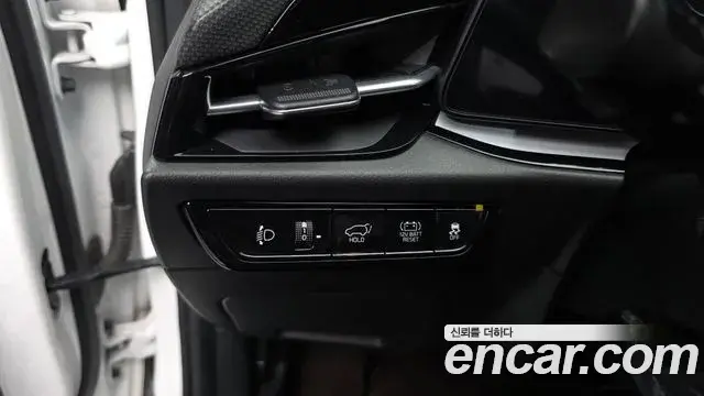 Kia Niro 2022 — Фото 17/20