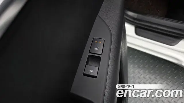 Kia Niro 2022 — Фото 18/20