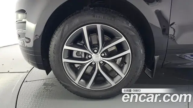 Land Rover Range Rover Evoque 2026 — Photo 6/38