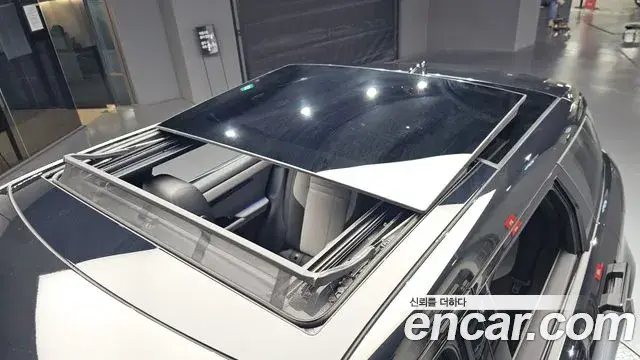 Land Rover Range Rover Evoque 2026 — Photo 27/38