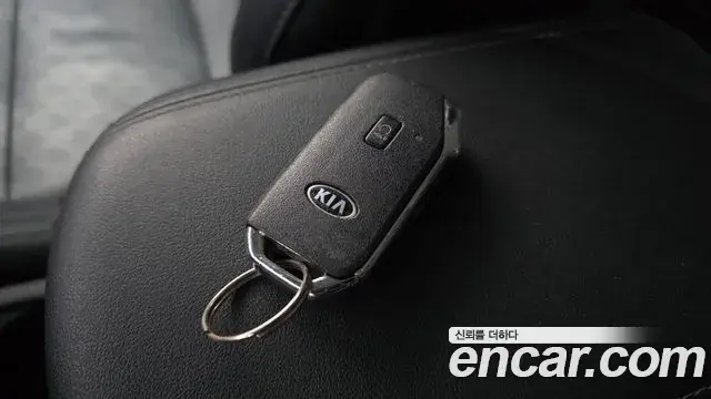 Kia Seltos 2019 — Şəkil 9/30