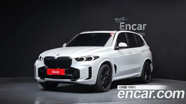 BMW X5 2026 — Фото 1/20