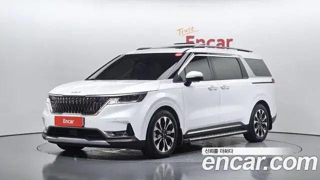 Kia Carnival 2023 — Şəkil 22/38