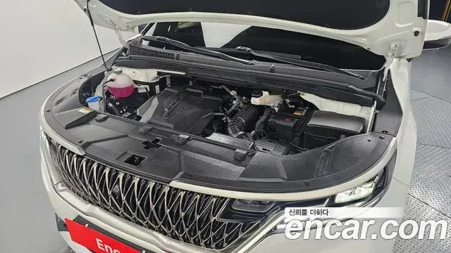 Kia Carnival 2023 — Şəkil 35/38