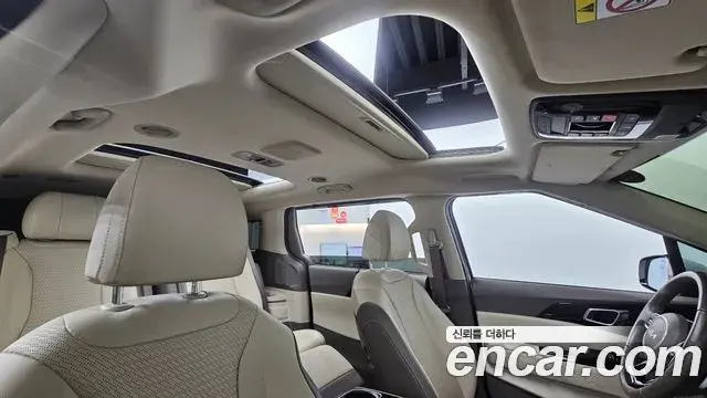 Kia Carnival 2023 — Şəkil 5/38