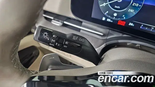 Kia Carnival 2023 — Şəkil 11/38