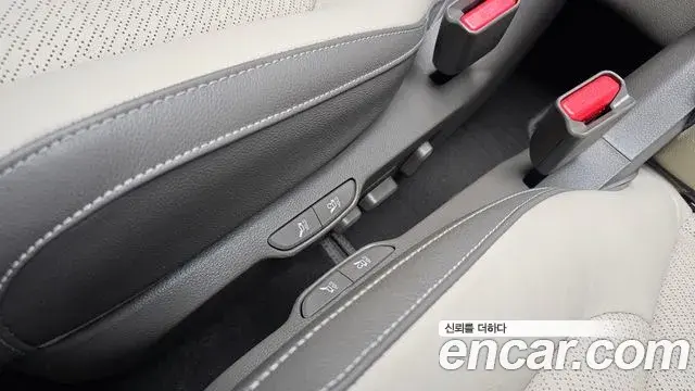 Kia Carnival 2023 — Şəkil 36/38