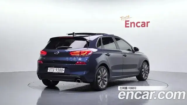 Hyundai i30 2018 — Фото 2/20
