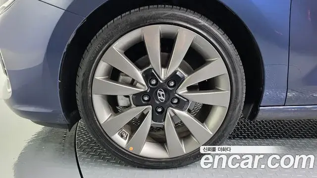 Hyundai i30 2018 — Фото 5/20