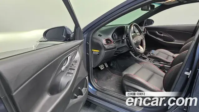 Hyundai i30 2018 — Фото 10/20