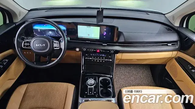 Kia Carnival 2022 — Photo 16/20