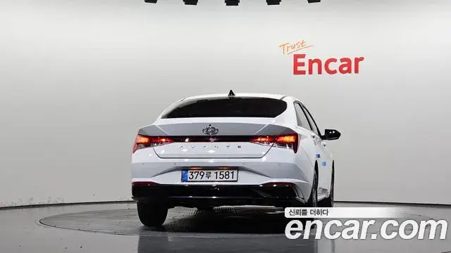 Hyundai Avante 2022 — Фото 4/20