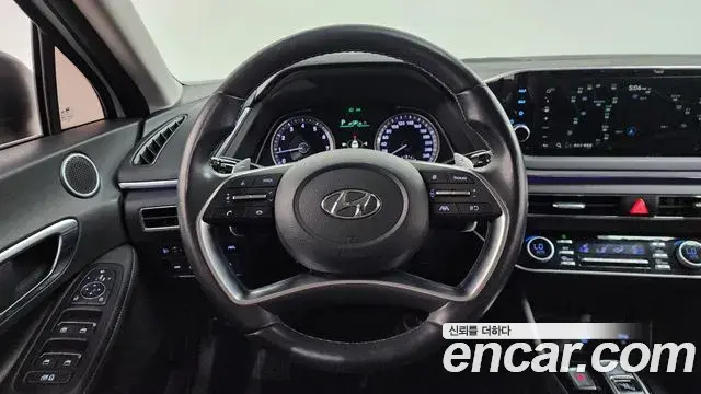 Hyundai Sonata 2022 — Фото 12/20