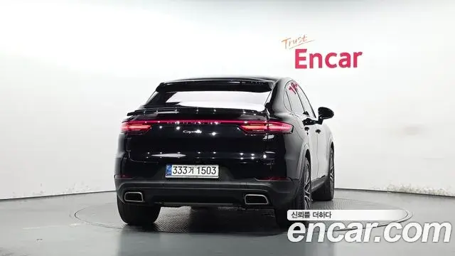 Porsche Cayenne 2021 — Photo 4/20