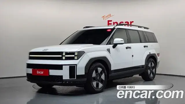 Hyundai Santa Fe 2023 — Фото 1/20